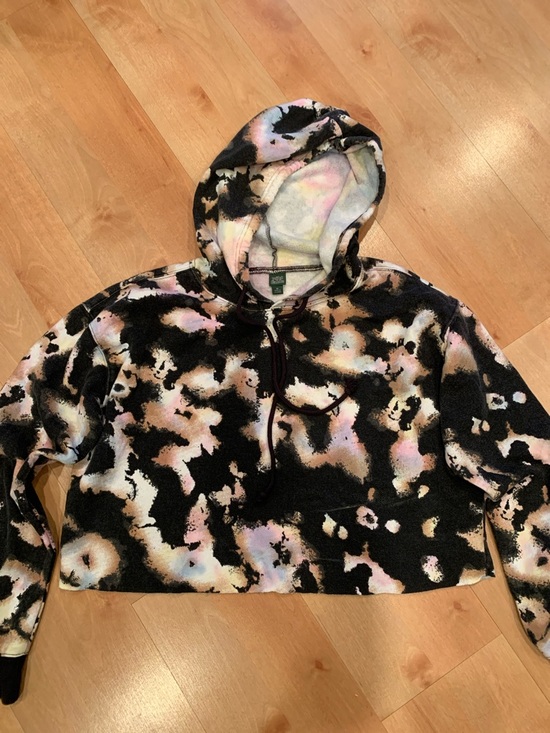 wild fable Tops - wild fable Black Cropped Tie-Dye Hoodie